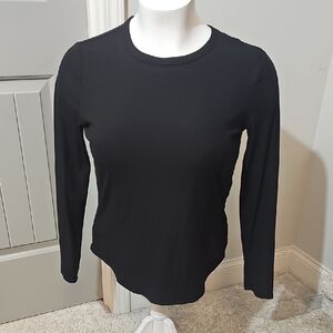 No Boundaries Black Long-Sleeve Crewneck Shirt